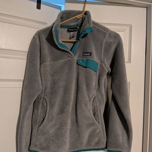 Patagonia Women's Gray and Teal Cowl Sweater